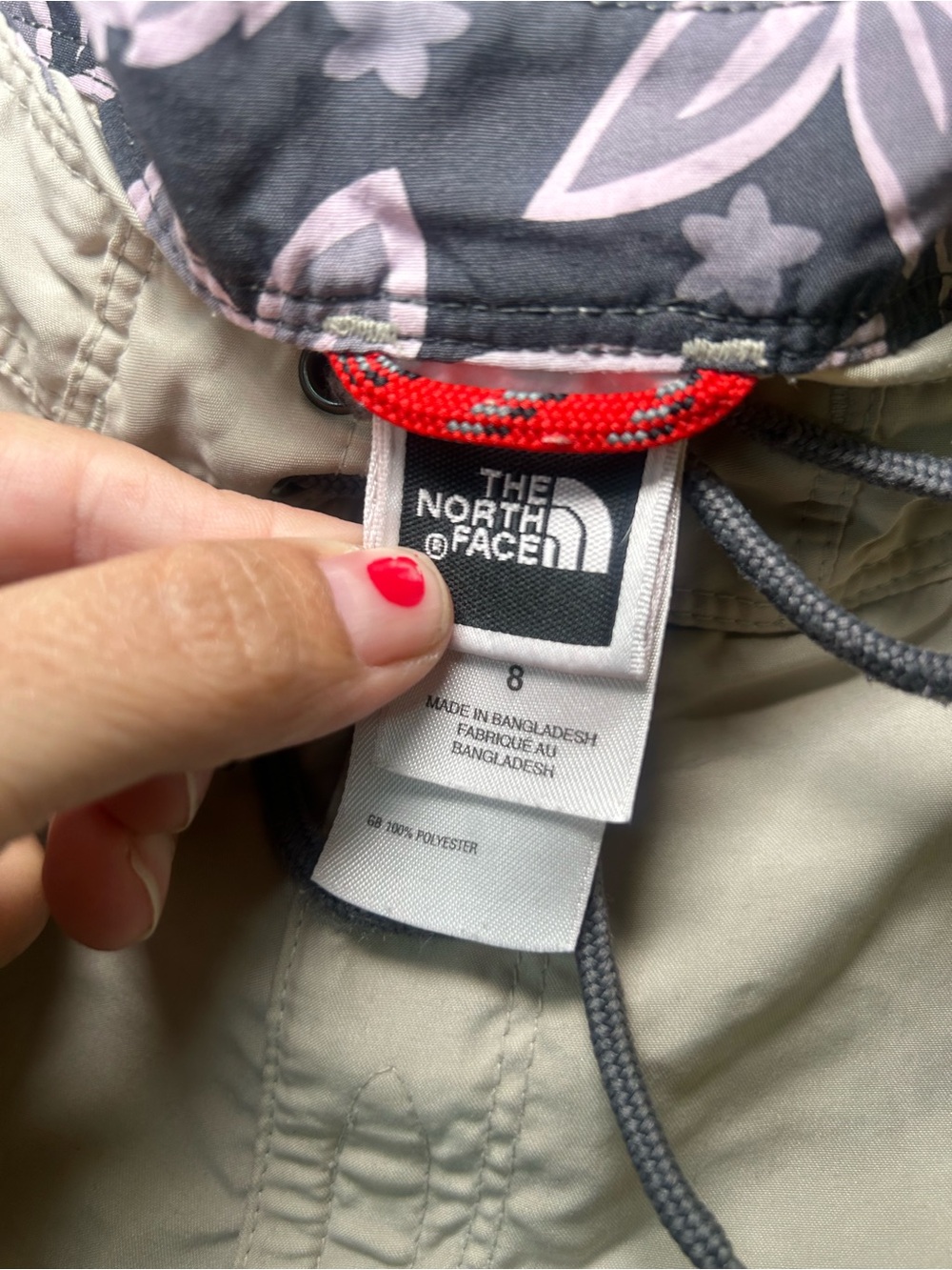 North Face Womens Khaki Cargo Capris with Drawstring Waist 8 Hiking Outdoor Camp - Picture 5 of 9